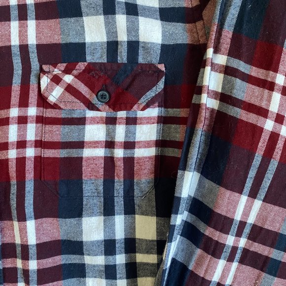 LOT of 2 Plaid Flannel Shirts - Picture 10 of 12